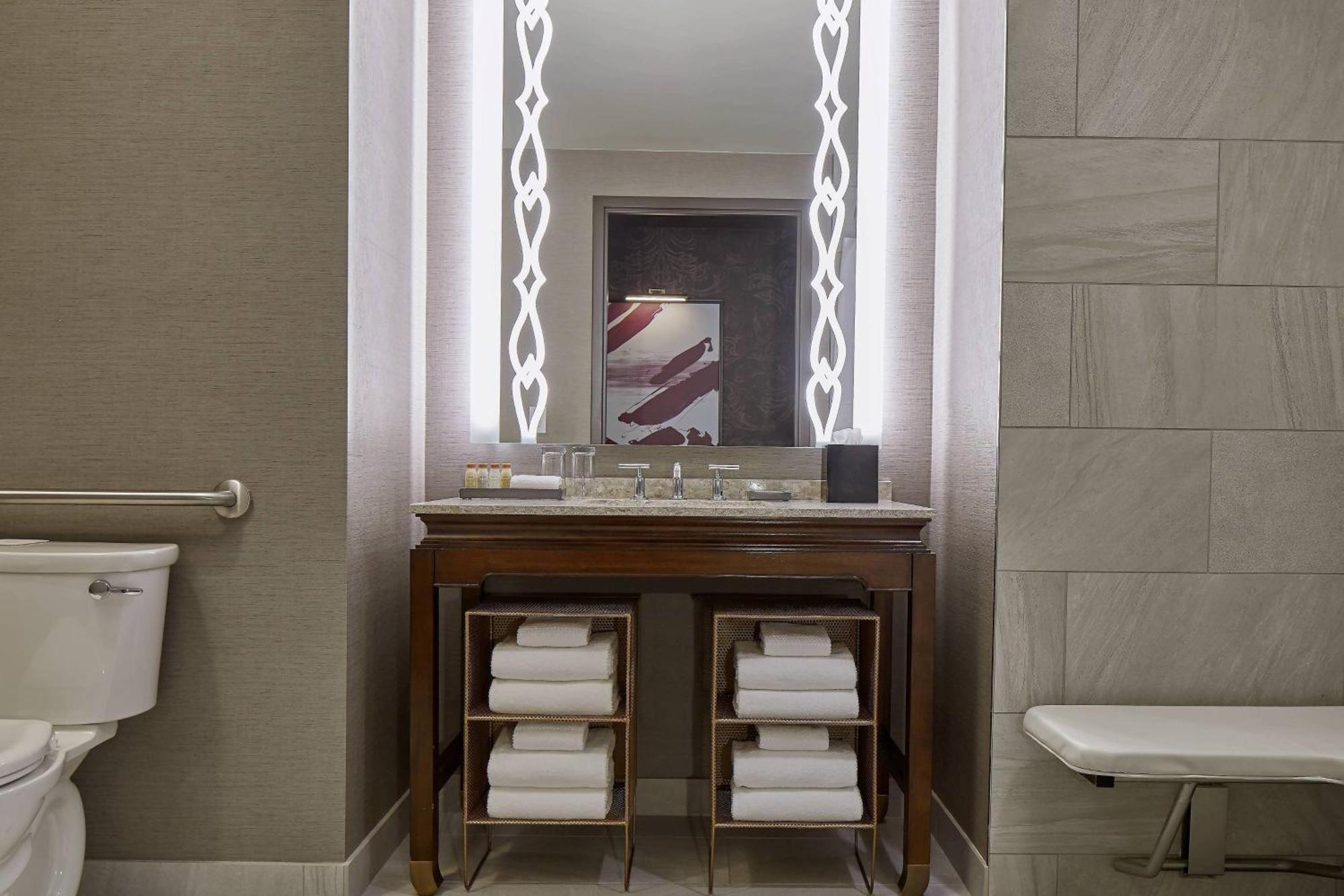 Renaissance Dallas At Plano Legacy West Hotel מראה חיצוני תמונה