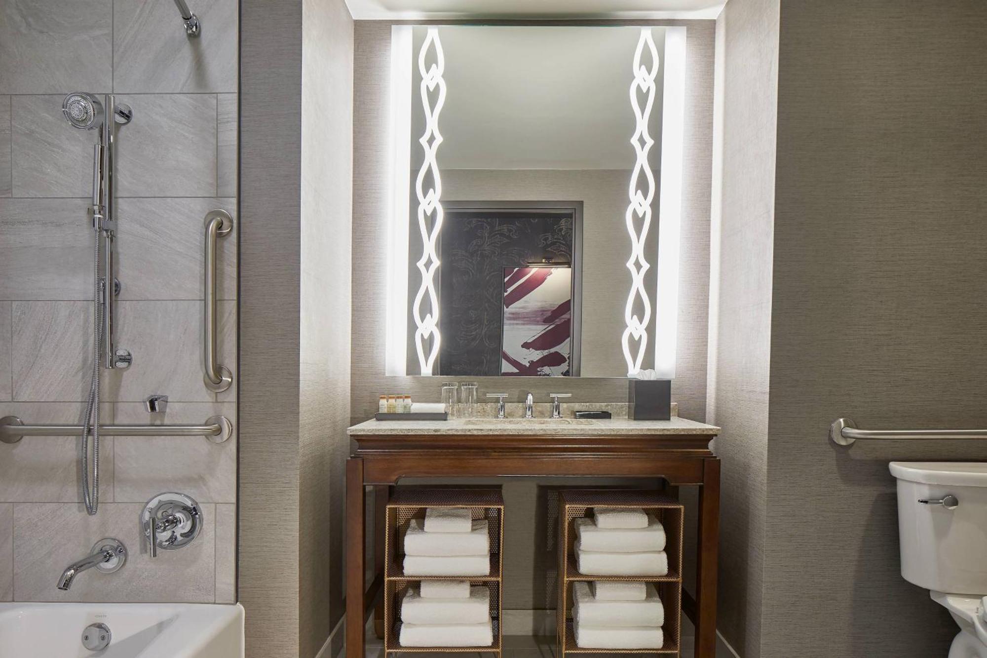 Renaissance Dallas At Plano Legacy West Hotel מראה חיצוני תמונה